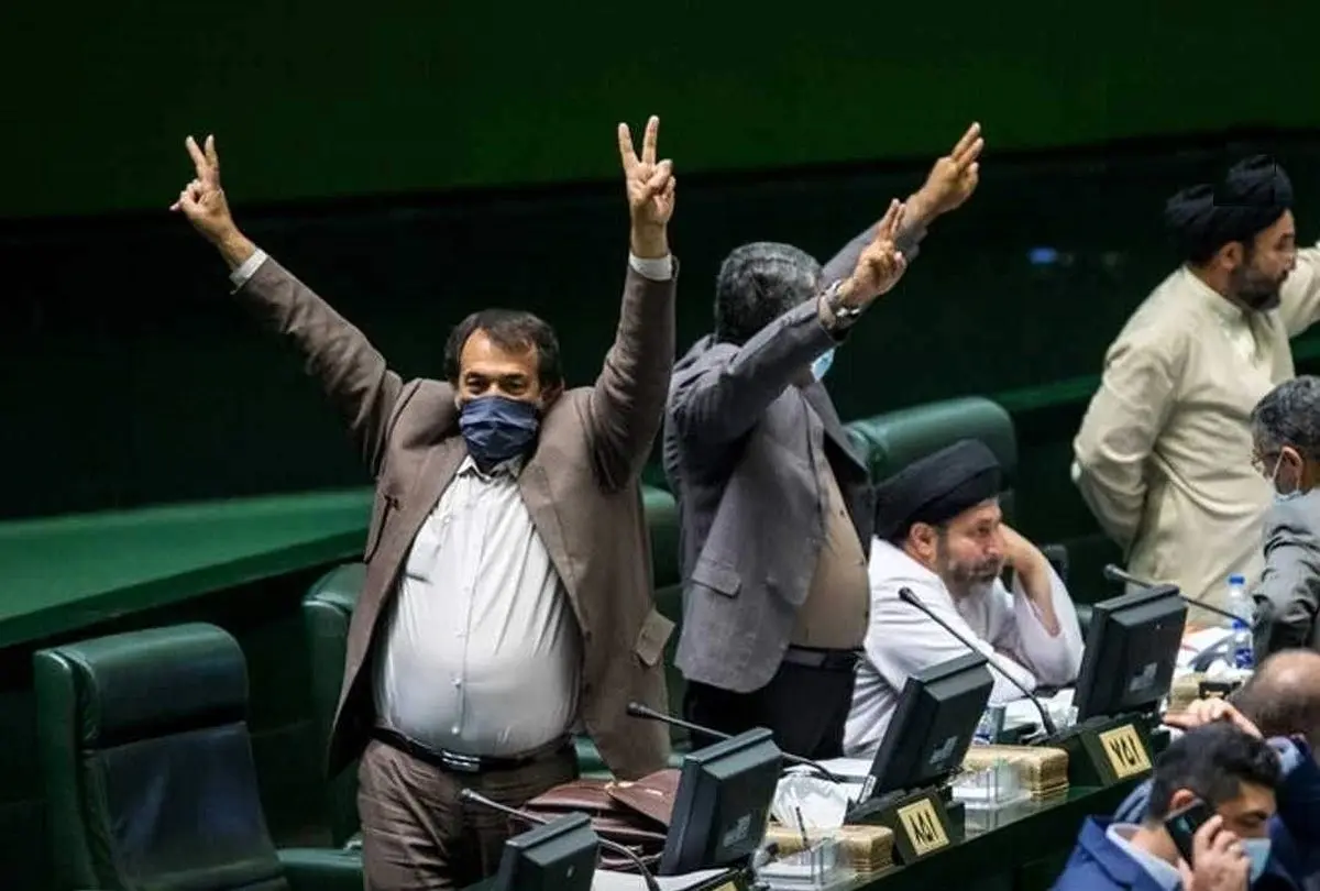 چرخش محسوس صیانتی‌ها در سالِ انتخابات