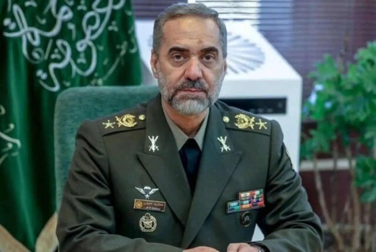 وزیر دفاع: امسال ۲ تا ۳ پرتاب ماهواره انجام می‌شود