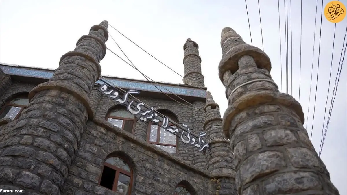 (تصاویر) کارگرانی که از سنگ، نان می‌خورند