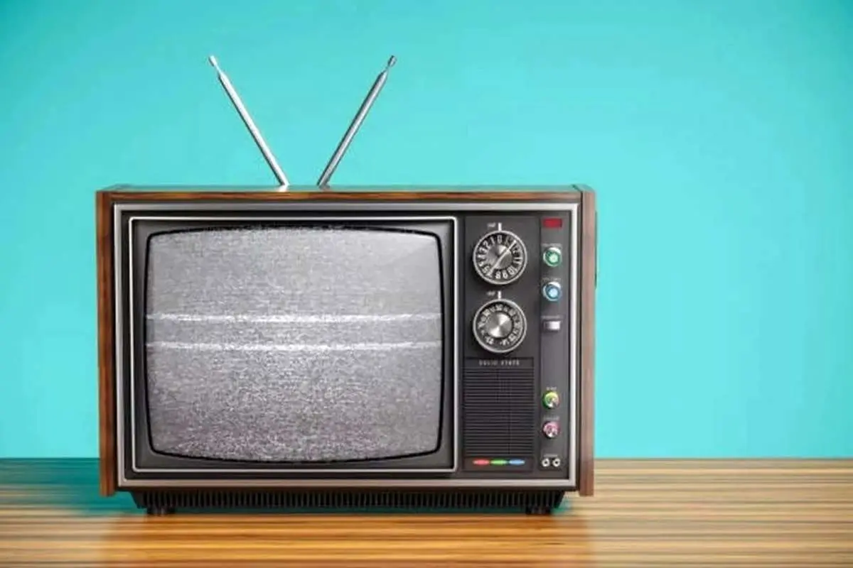 تلویزیون پنج شنبه و جمعه ۳۶ فیلم سینمایی پخش میکند