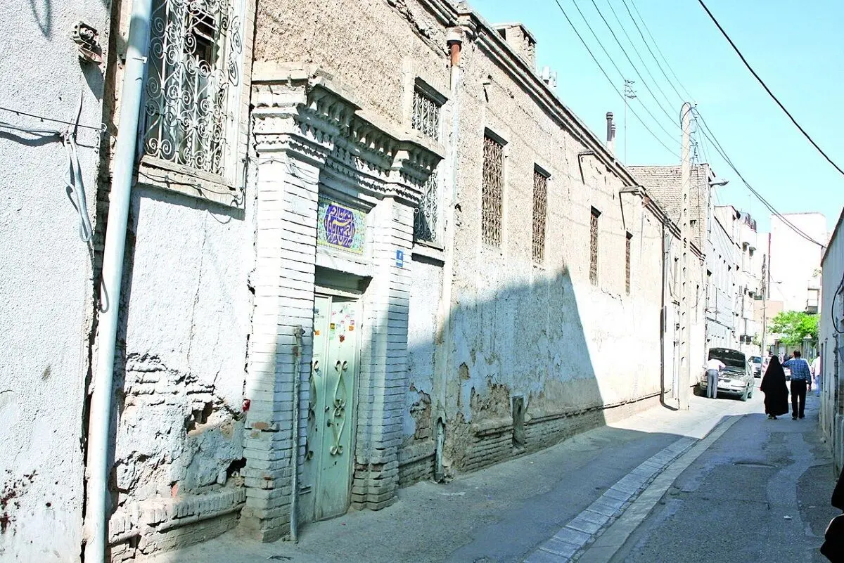 (عکس) اسرار کوچه سلام در محله سرتخت/ کاروانسرای دوقلو و ماجرای انتقال نفت از باکو به تهران