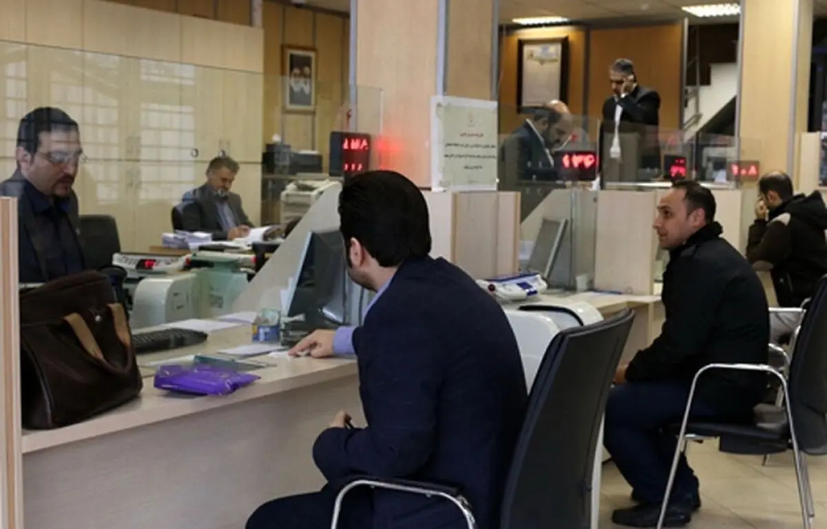 چهار دلیل عمده ناترازی بانک‌ها/ دولت چقدر به نظام بانکی بدهی دارد؟