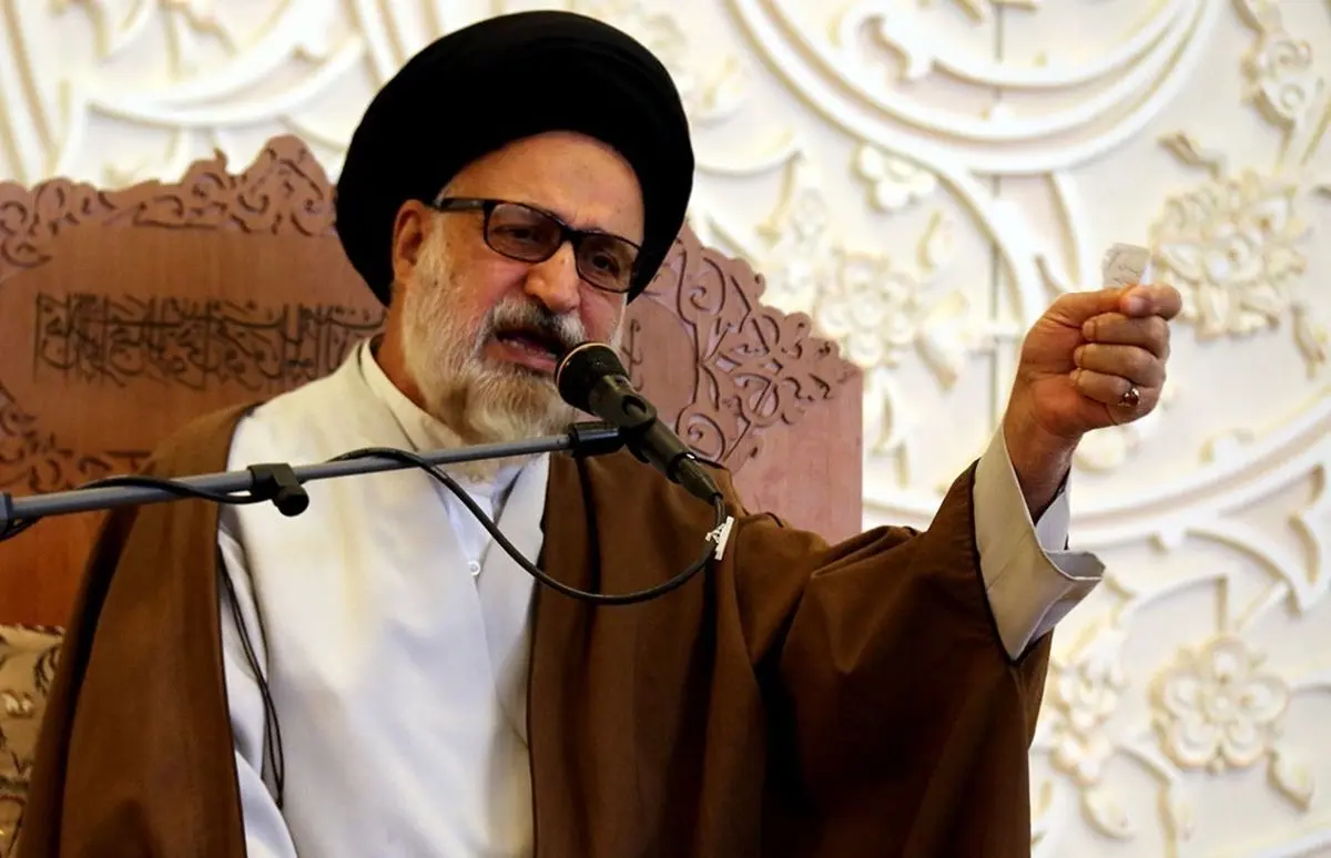 امام‌ جمعه شیراز: هم زنان و هم مردان باید مسئله حجاب را رعایت کنند