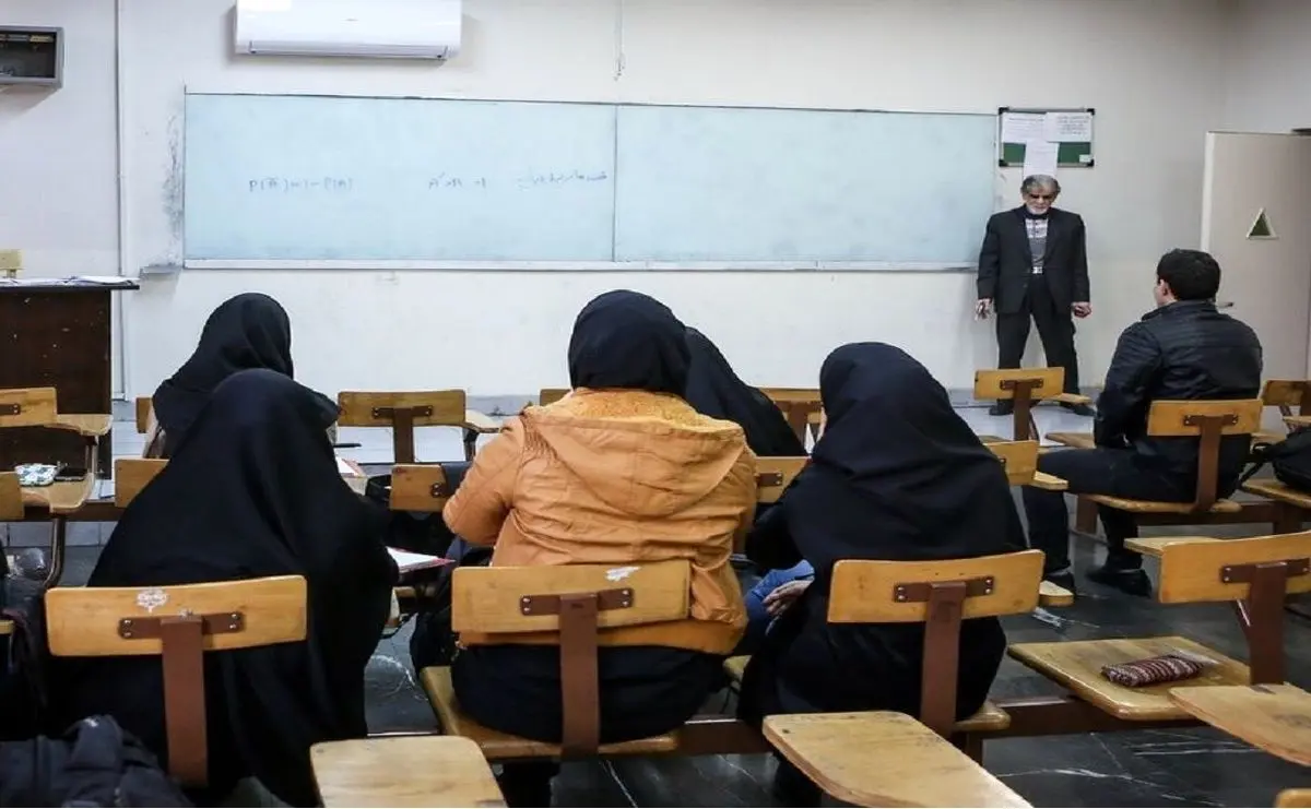 انتقاد روزنامه اطلاعات از اخراج اساتید: پژمردگی جامعه ارتباط مستقیم با اعتبار دانشگاه دارد