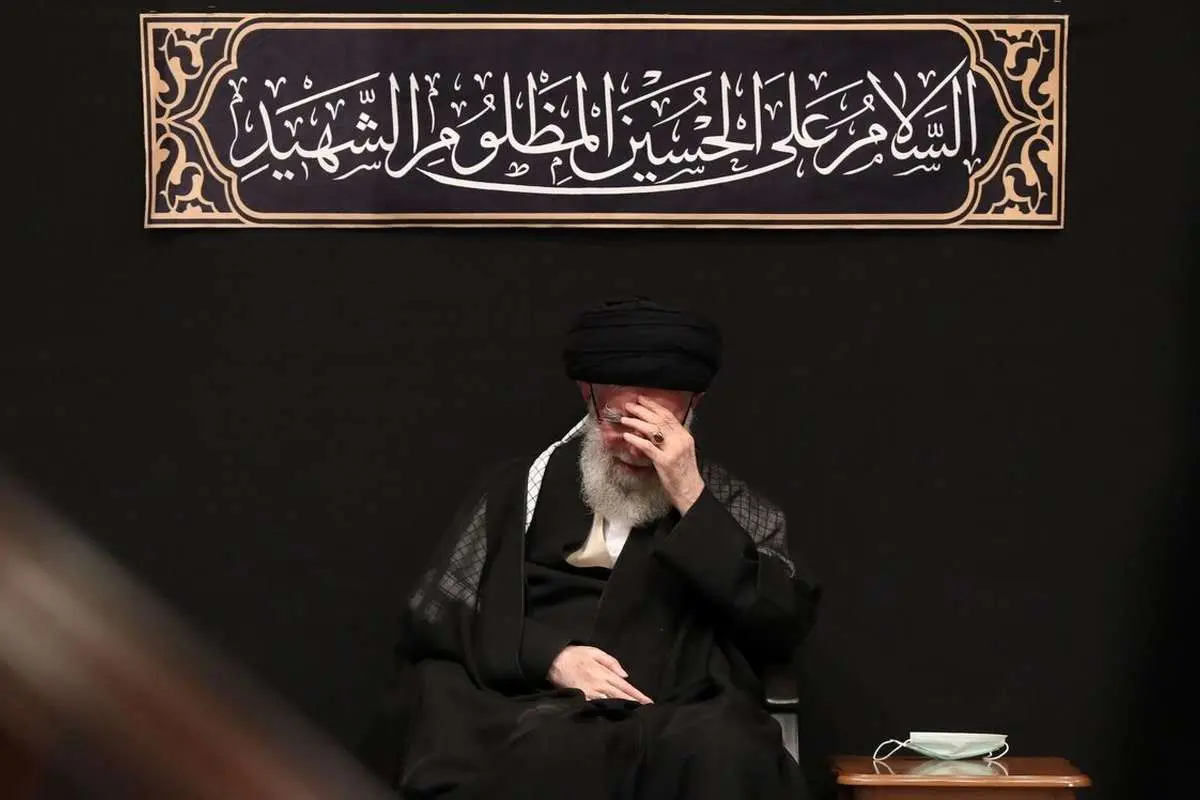 (تصاویر) مراسم عزاداری اربعین حسینی با حضور رهبر انقلاب