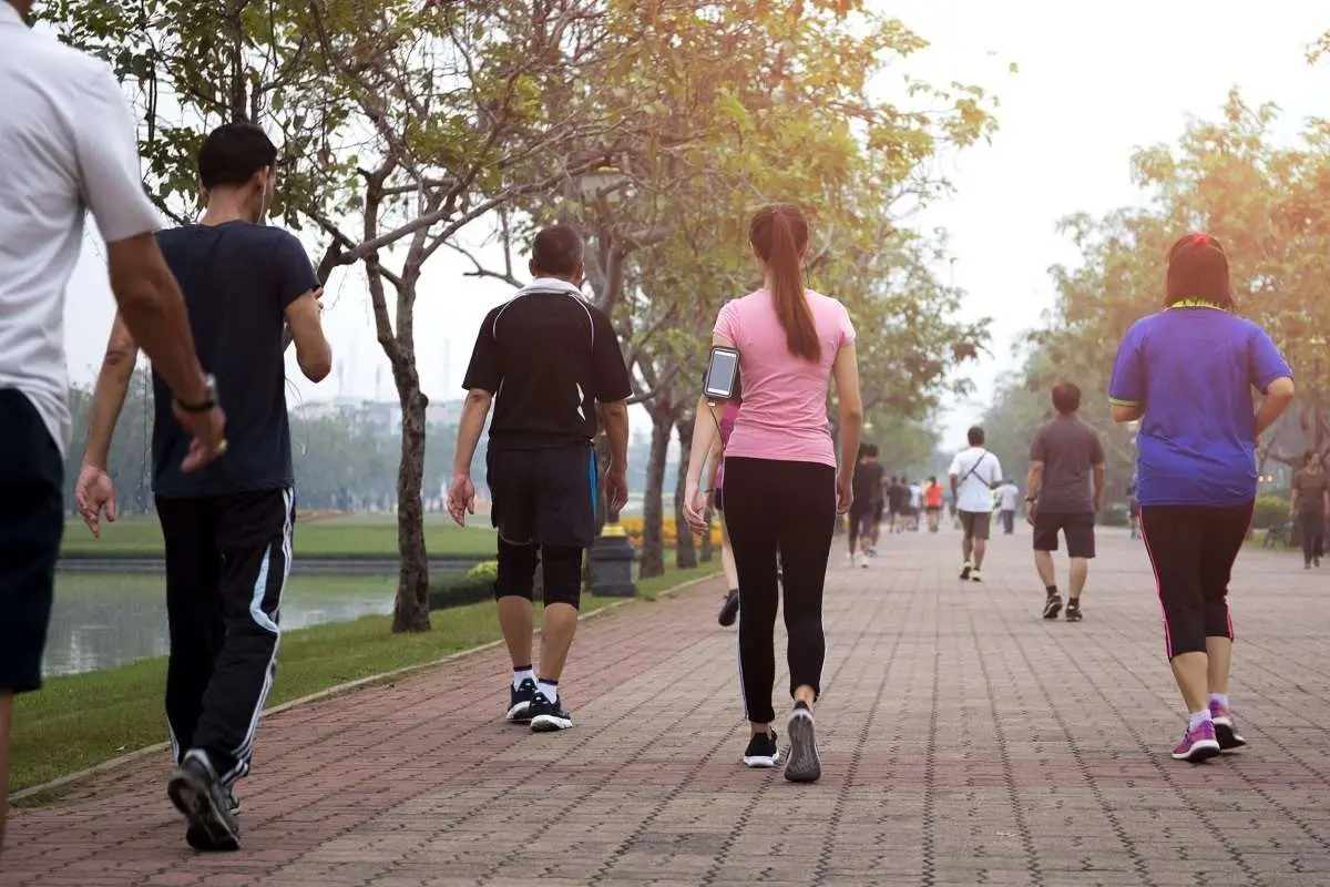 ۶ ورزش مفید و موثر برای کاهش کلسترول خون