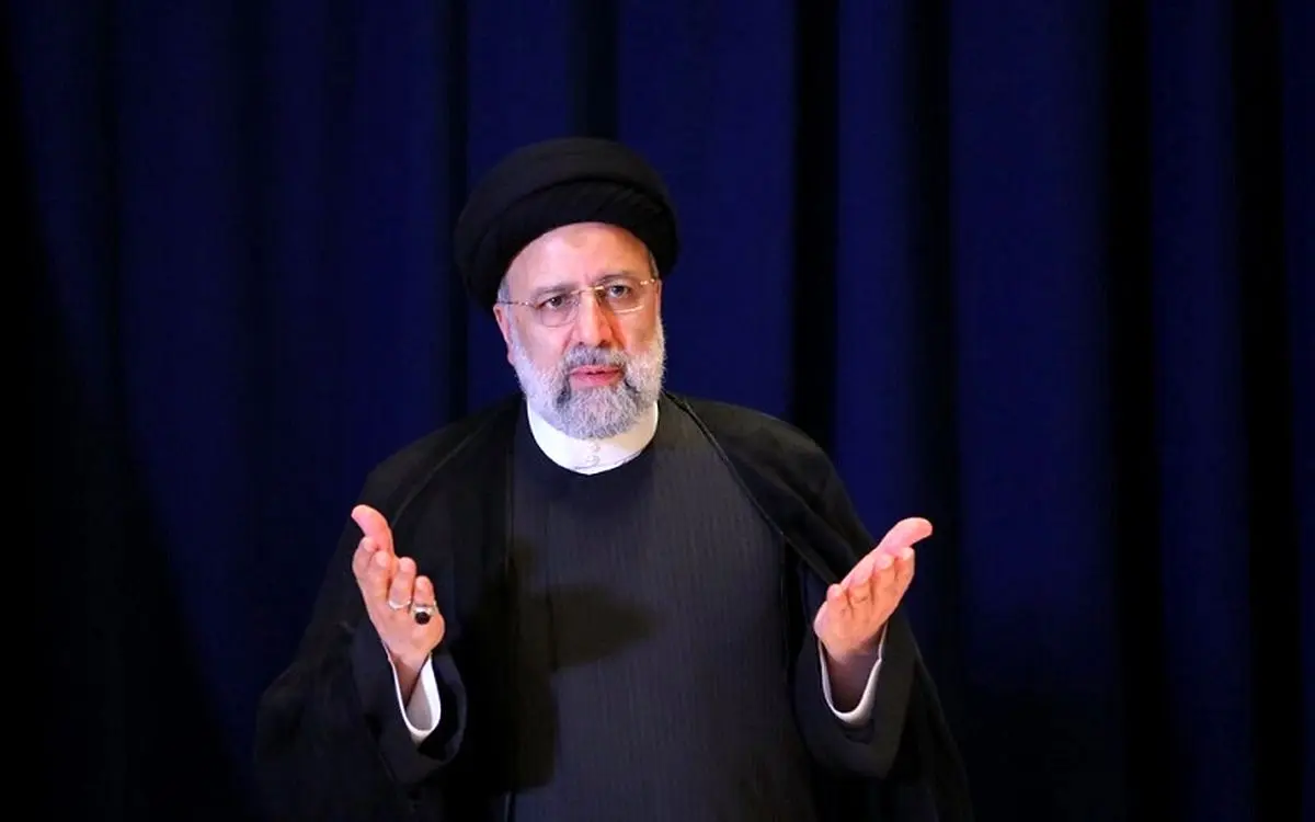 استاد دانشگاه امام صادق: دولت، چون کار قابل دفاع ندارد، به دنبال کارنامه سازی است