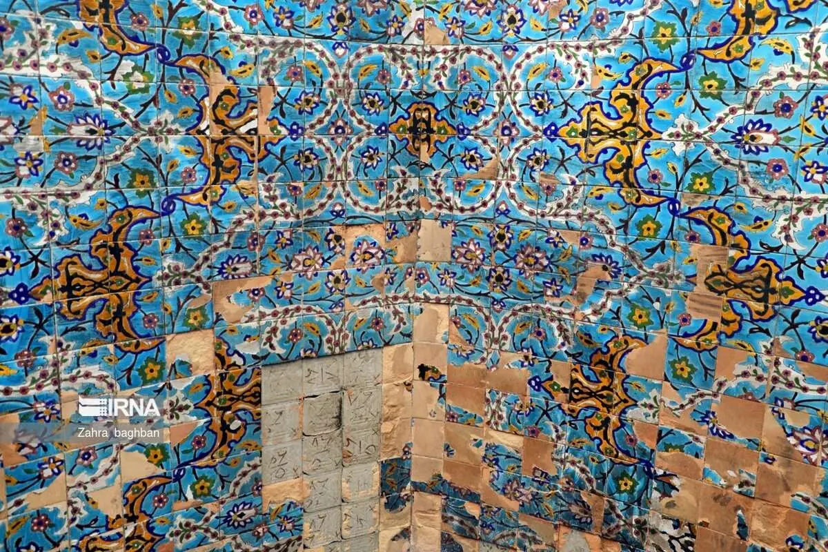 (تصاویر) خطر نابودی مسجد سید اصفهان به دلیل مدیریت چندگانه!