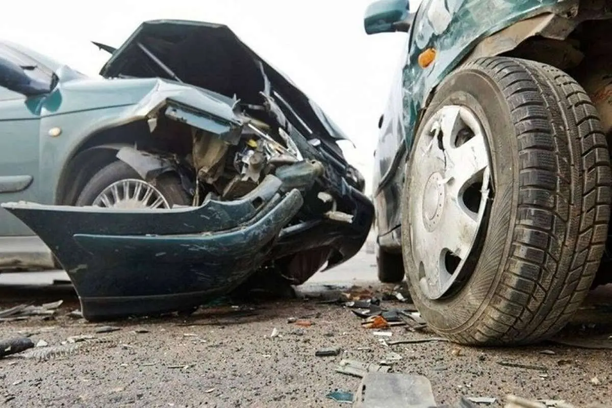 (عکس) واژگونی سمند پس از فرار از ایست و بازرسی بسیج