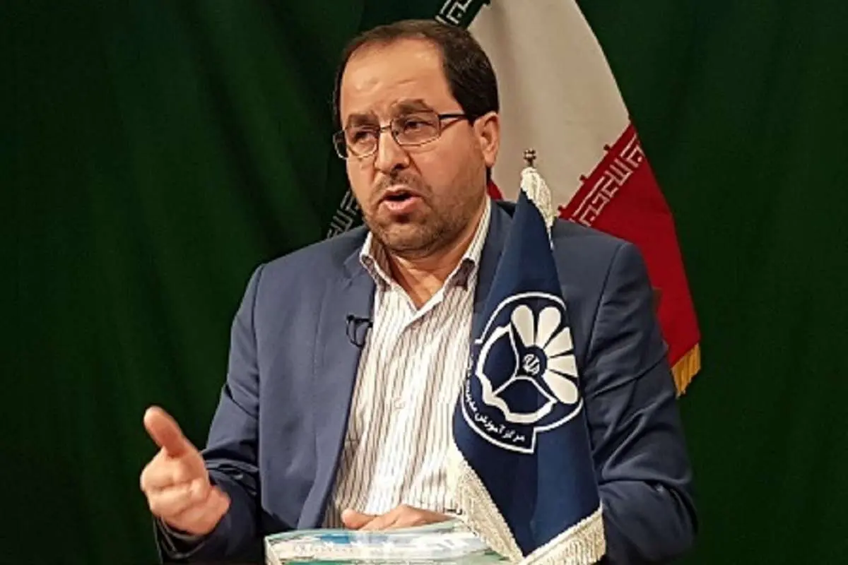 رییس دانشگاه تهران: برخی توقع استخدام مادامالعمر دارند