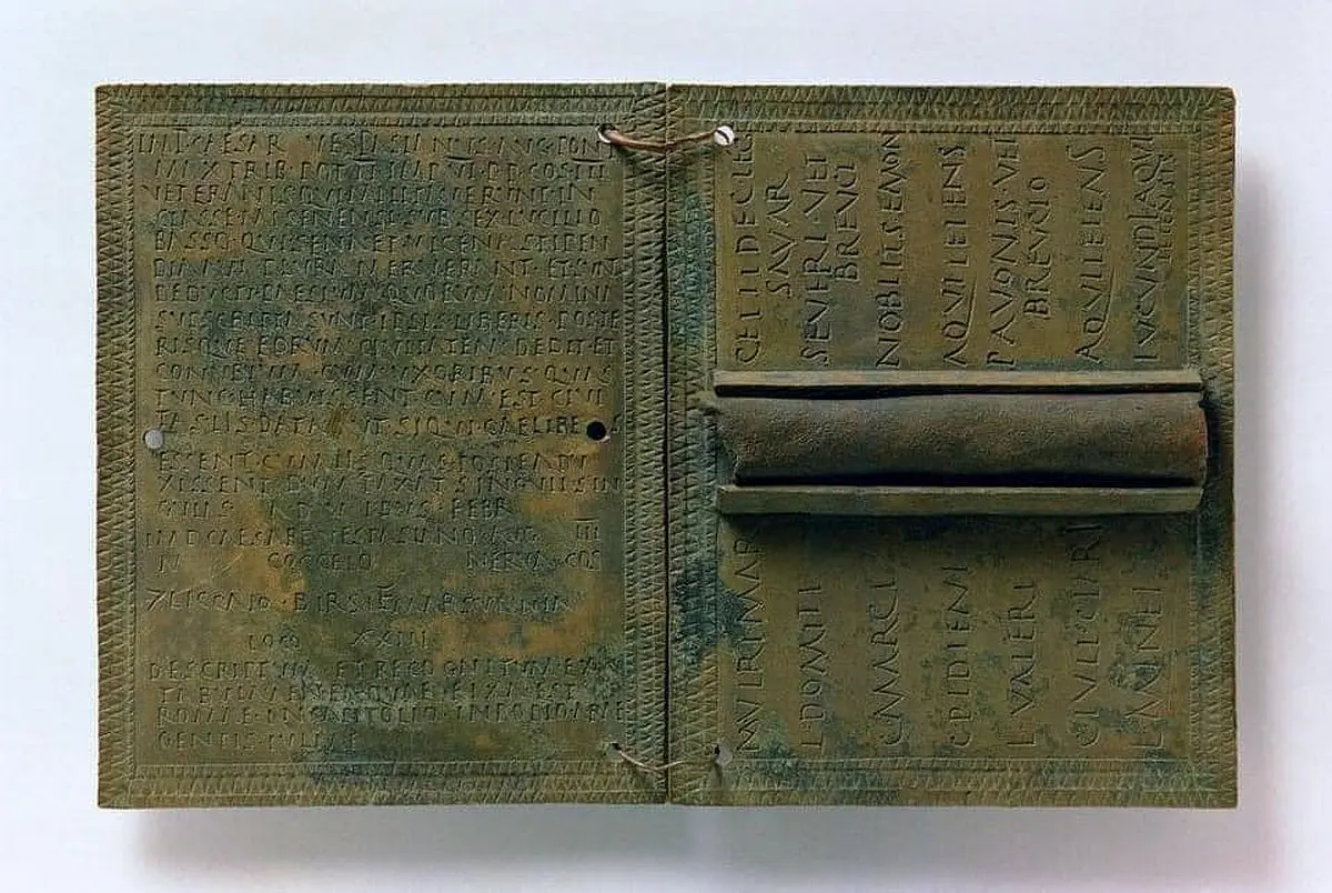 (تصویر) دیپلم نظامی بسیار با ارزش و امتیاز شهروندی با افتخار!