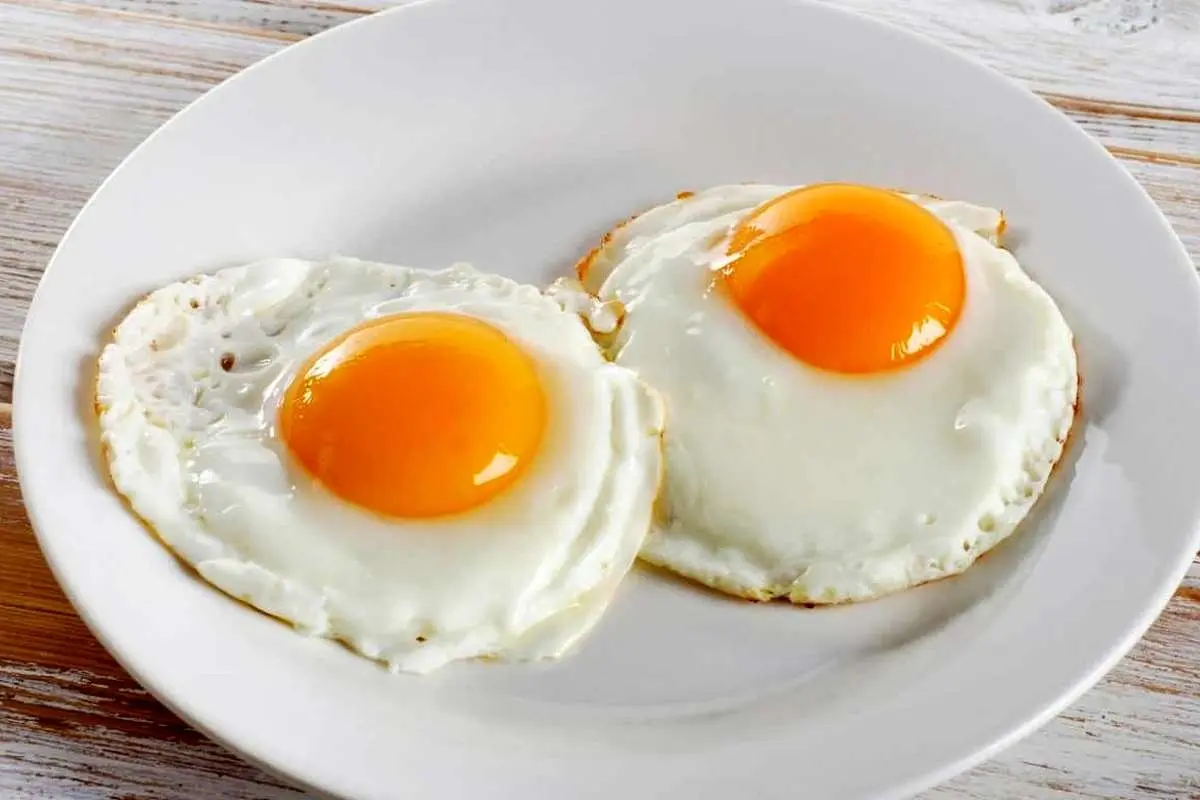مضرات خوردن روزانه بیش از یک تخم مرغ