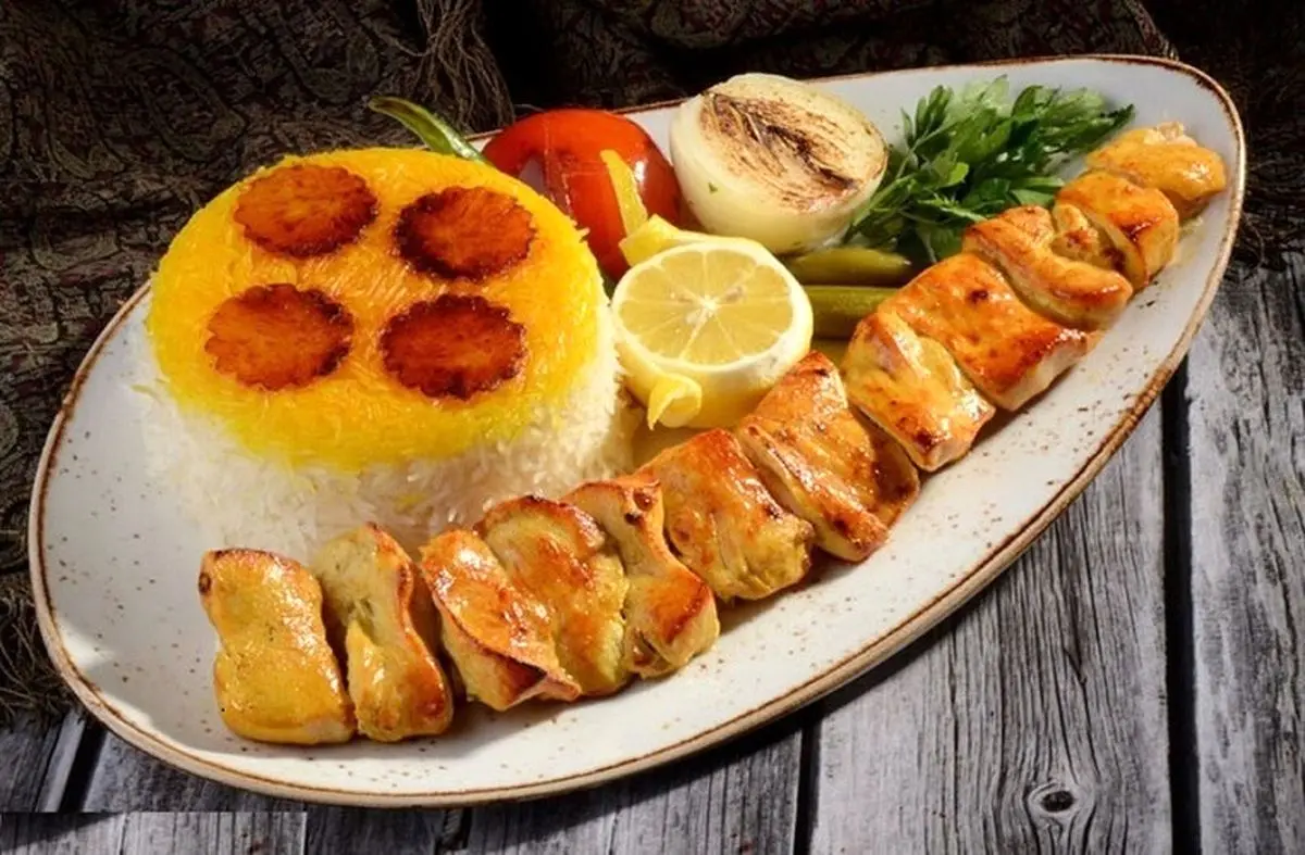 کالری هر سیخ جوجه کباب با برنج چند گرم و چقدره؟