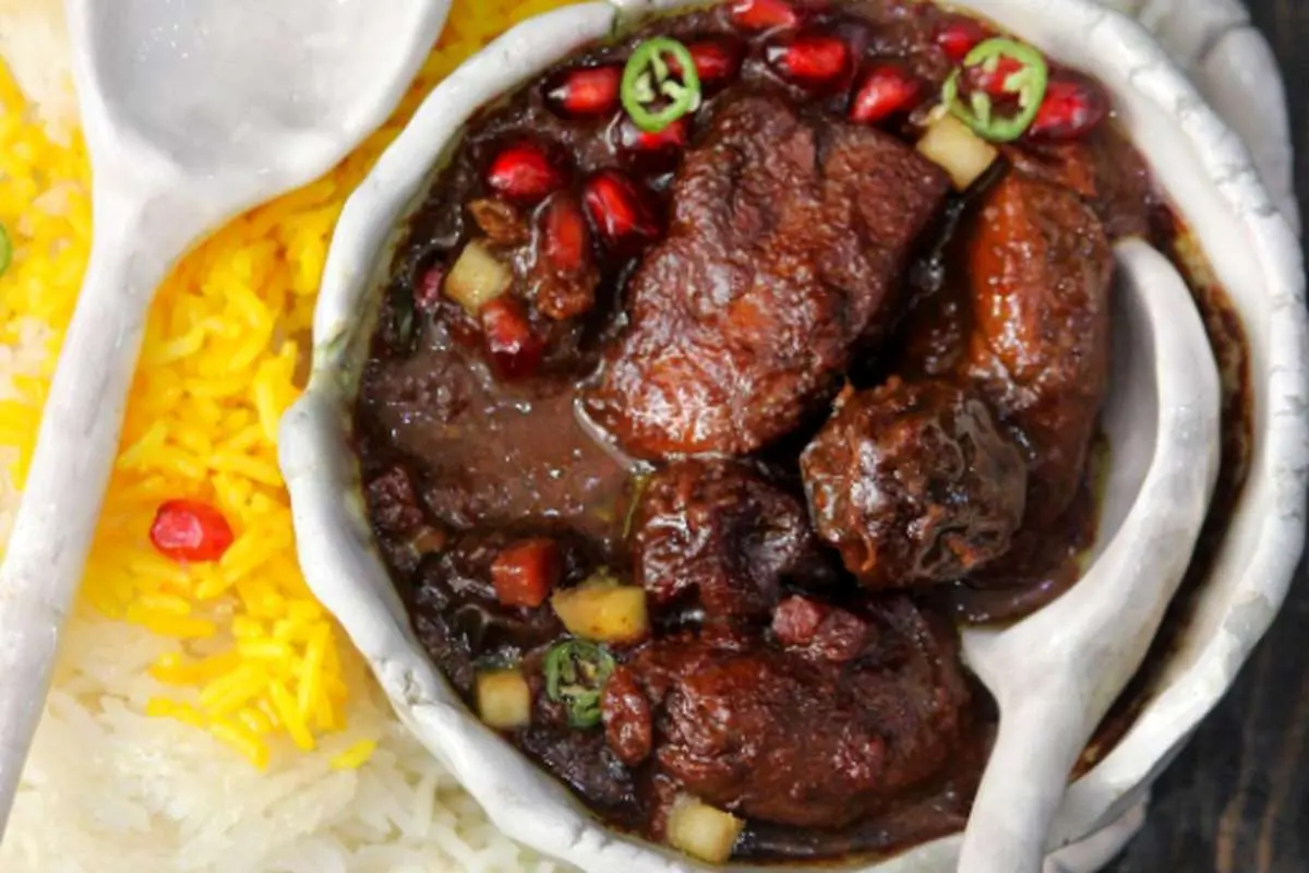 طرز تهیه مُتَنجینه یا فسنجان یزدی