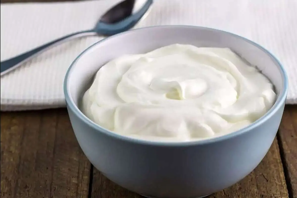 این ۸ مدل ماست طعم‌دار و خوشمزه را مثل آب خوردن آماده کنید