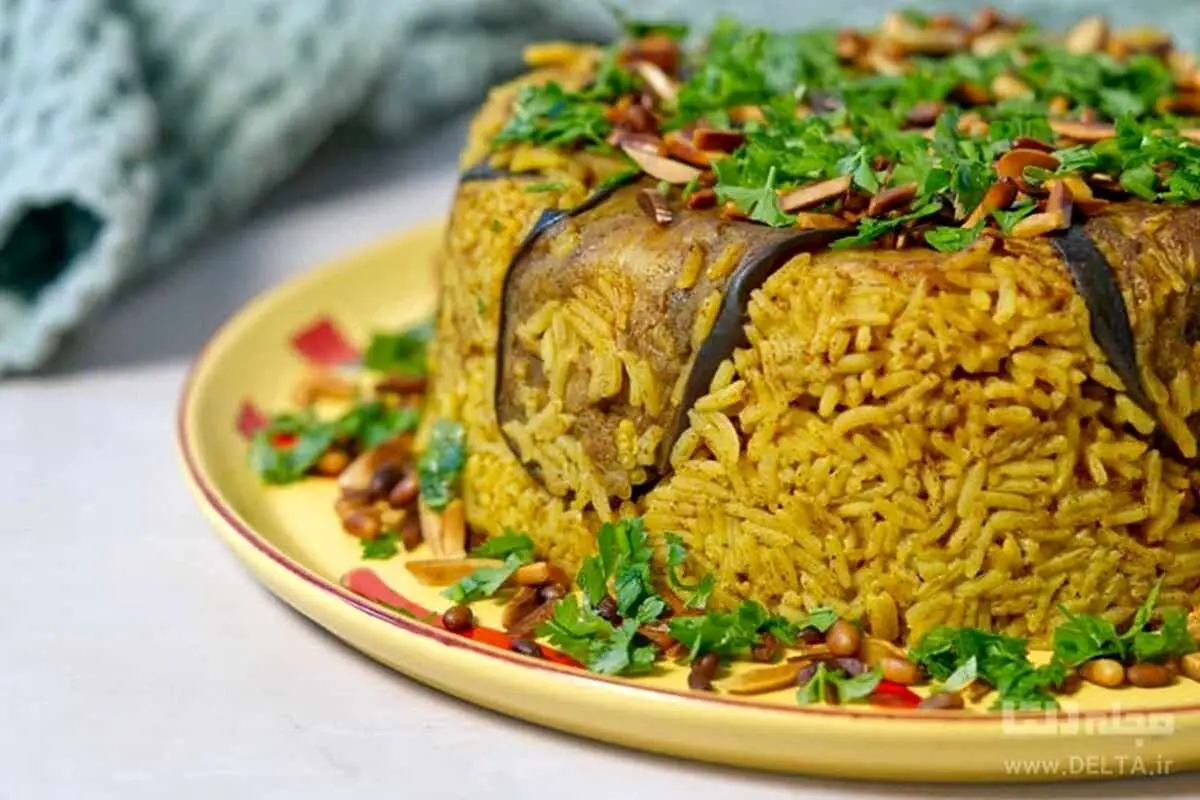 طرز پخت مقلوبه، پلو مجلسی لبنانی