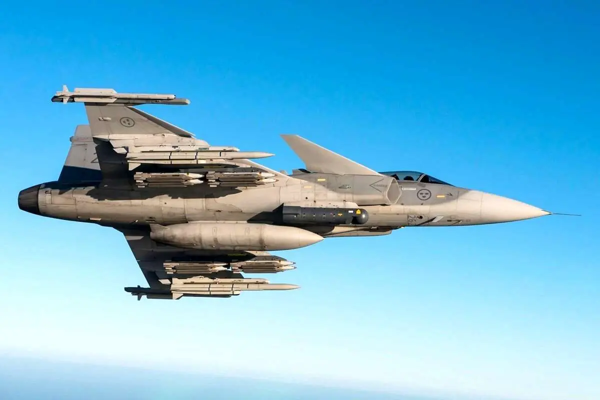 Gripen؛ قابلیتهای جذاب جنگنده سوئدی که اوکراین در انتظار تحویل گرفتن آنهاست
