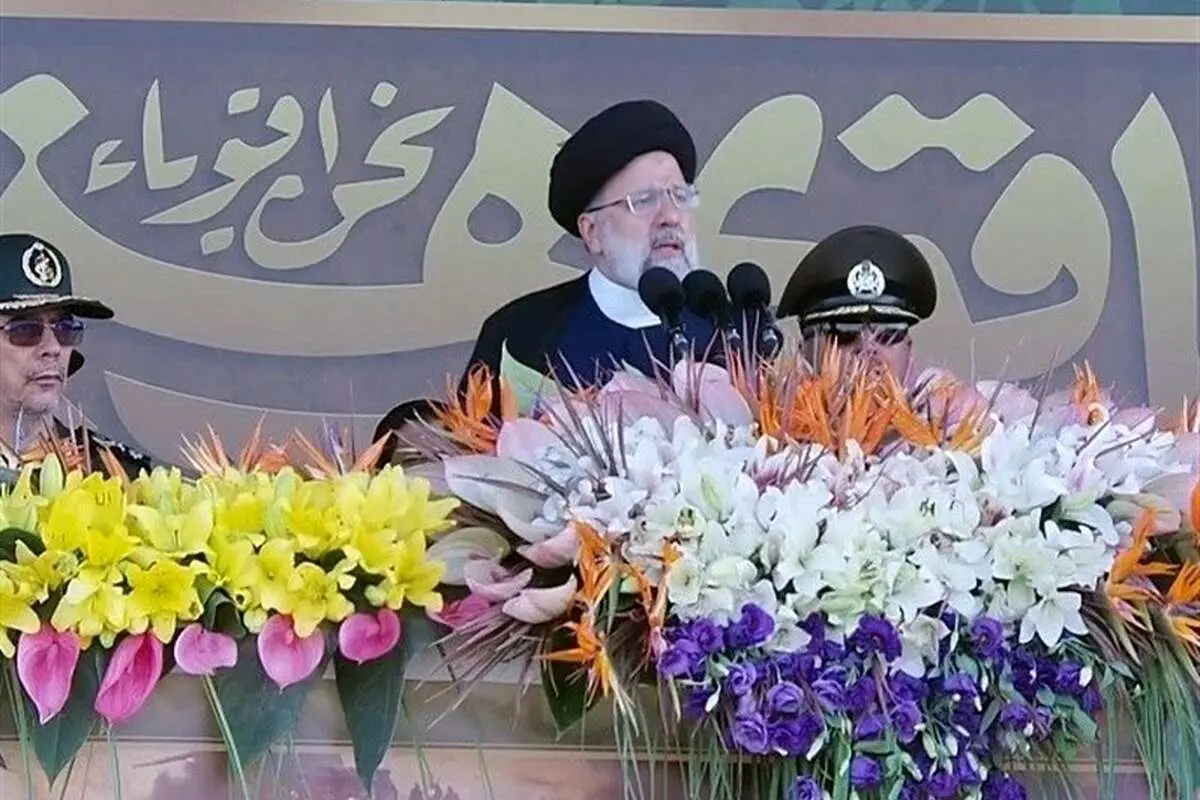 رئیسی: نباید هیچ گروه مسلحی در اطراف مرزها باشد