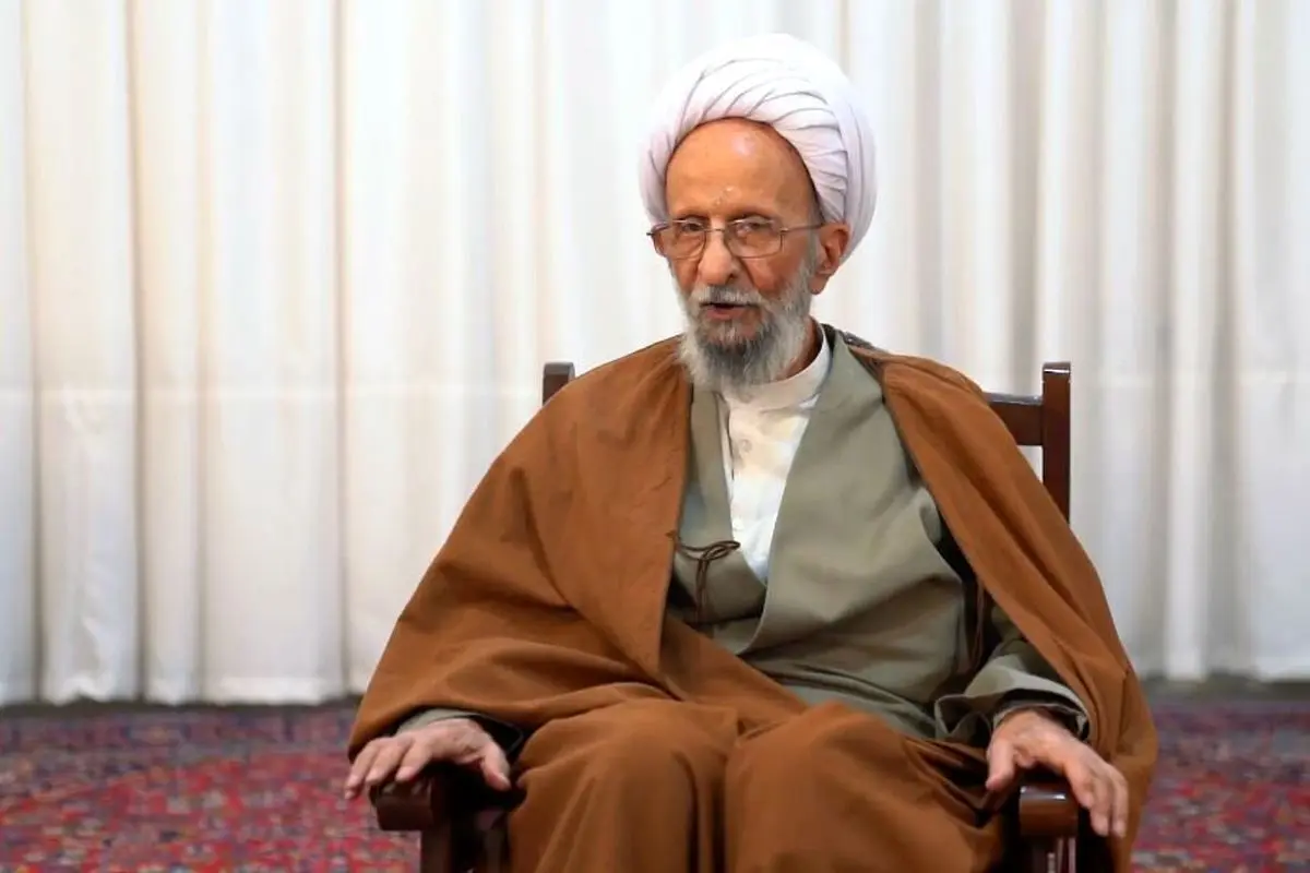 درگیری بین موافقان مصباح و موافقان شریعتی درقم؛ ساواک ورود کرد