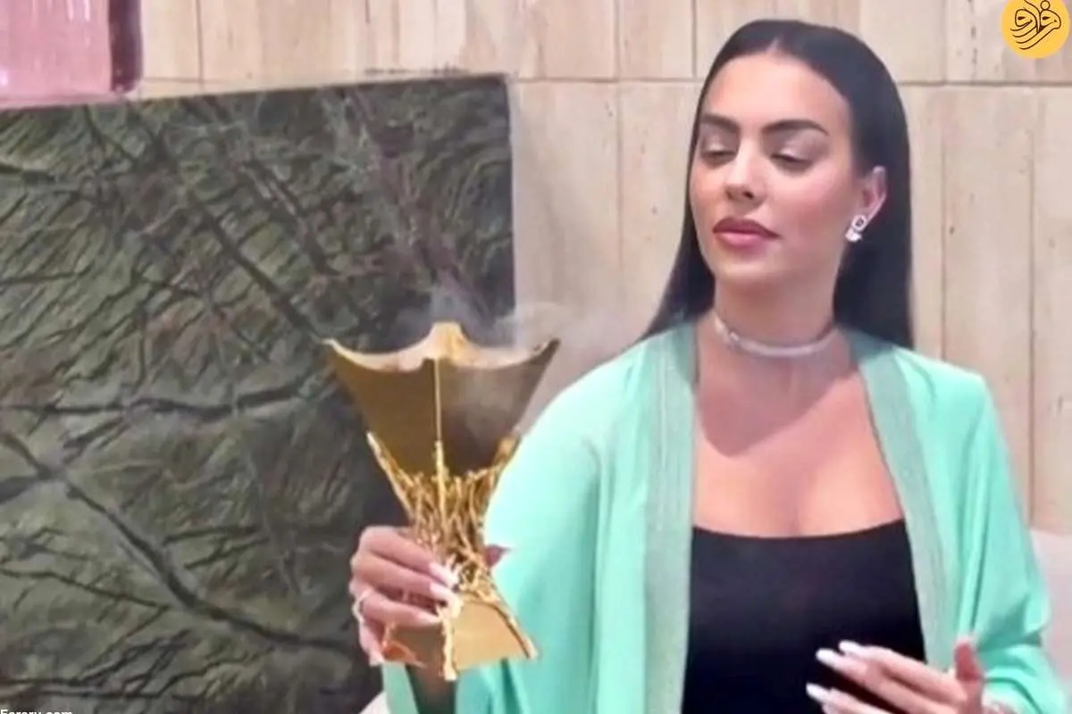 (ویدئو) همسر رونالدو روز ملی عربستان را با قهوه و بخور معطر جشن گرفت