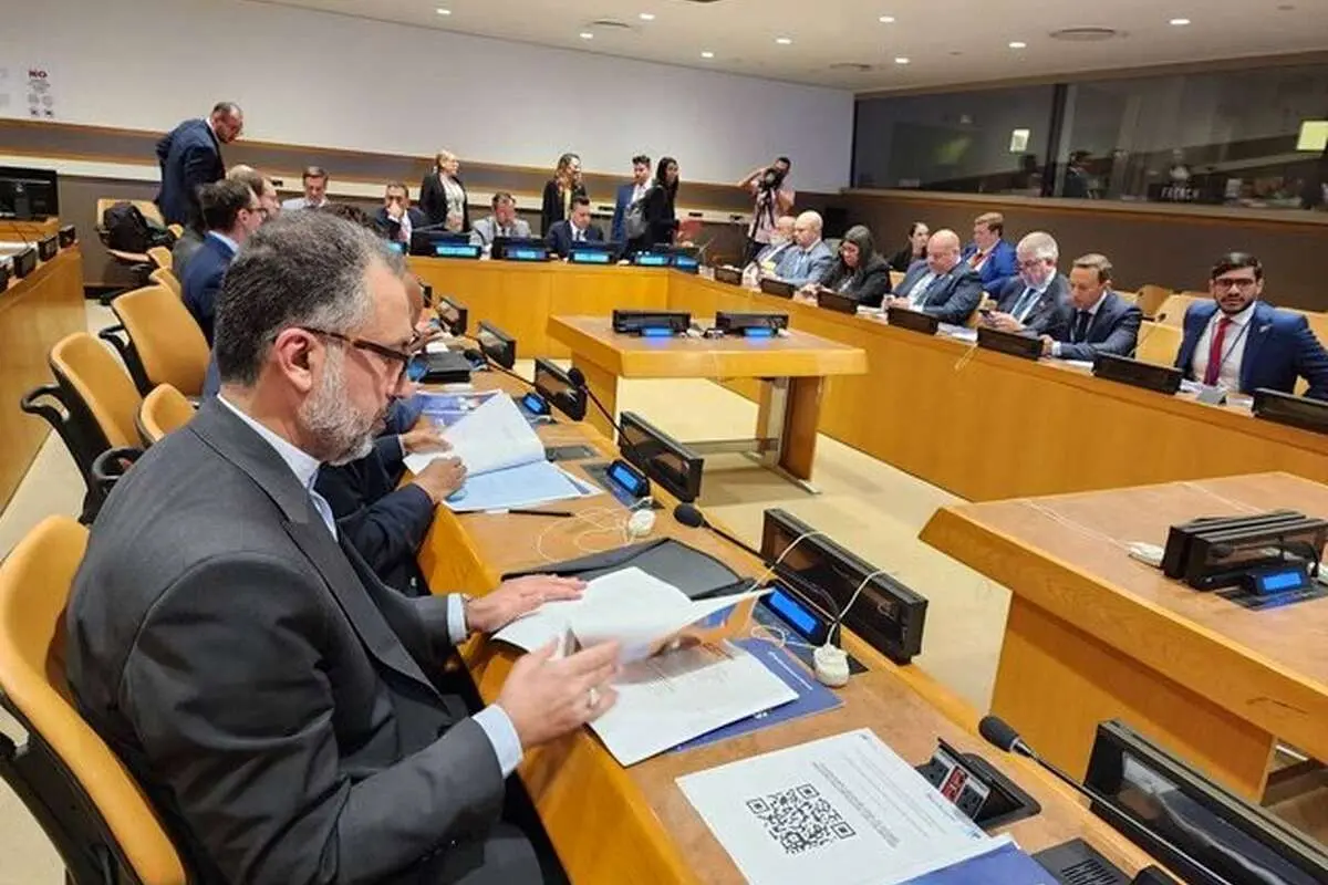 اعمال ۱۵۰۰۰ تحریم علیه مسکو / ایران بعد از روسیه مشمول بیشترین تحریمها بوده است