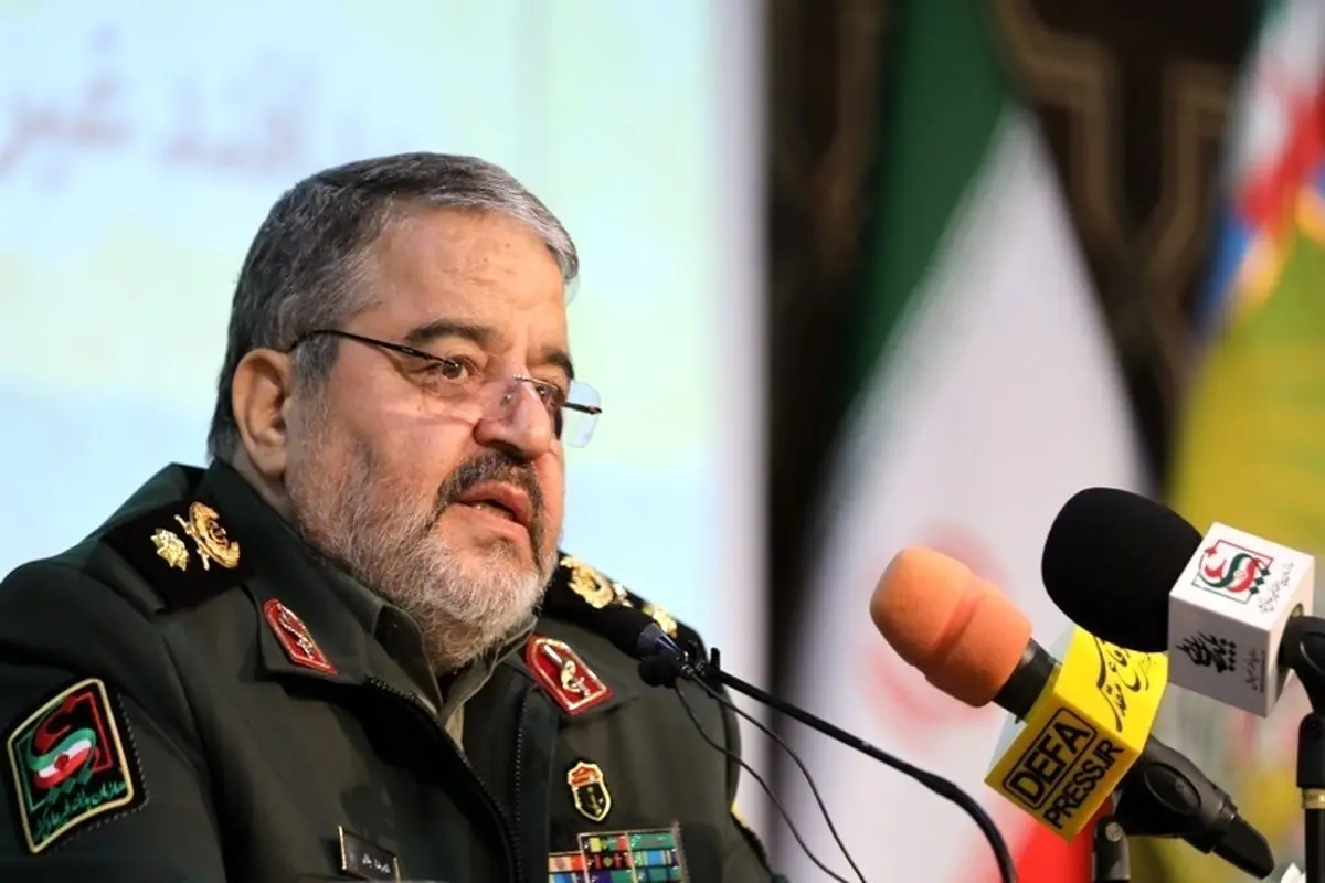 باید حکمرانی ملی خود را بر فضای سایبری اعمال کنیم