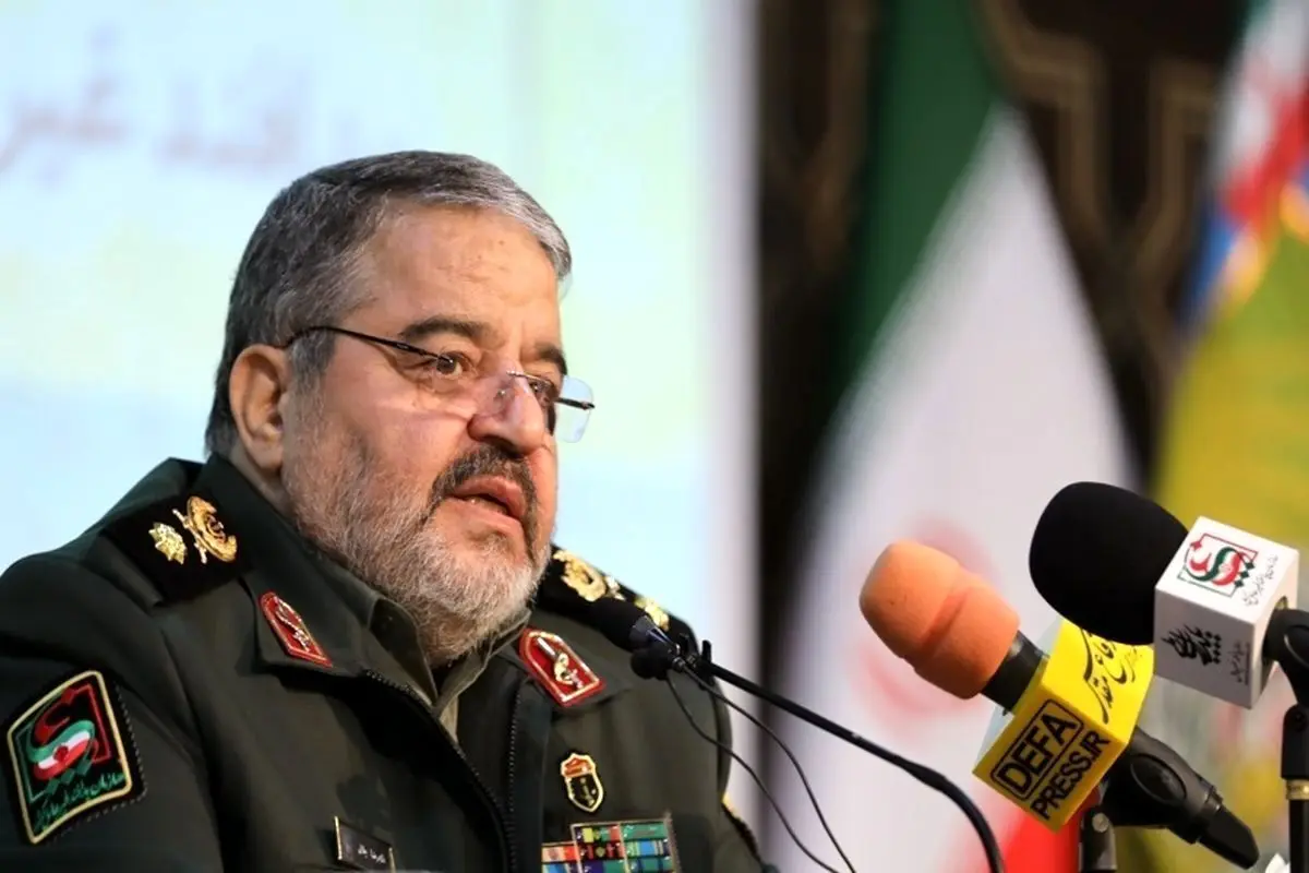 باید حکمرانی ملی خود را بر فضای سایبری اعمال کنیم
