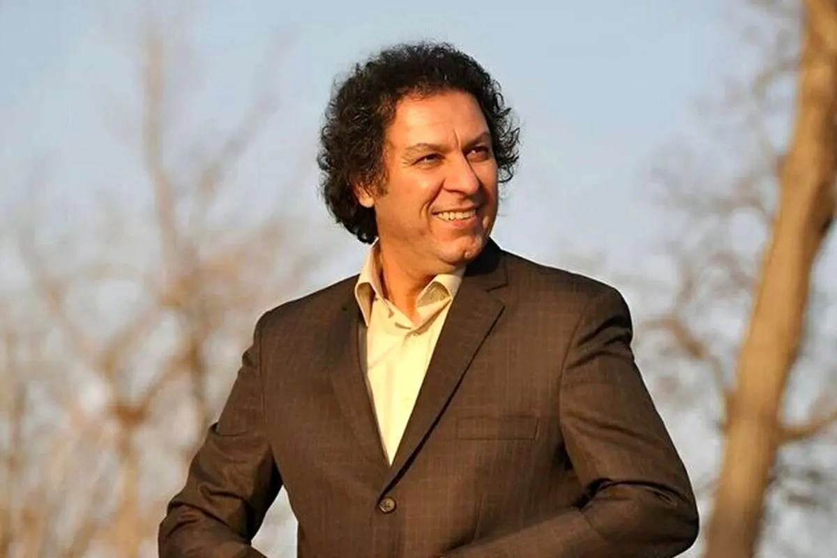 (تصاویر) خواننده قدیمی سرشناس در یادبود آرش میراحمدی