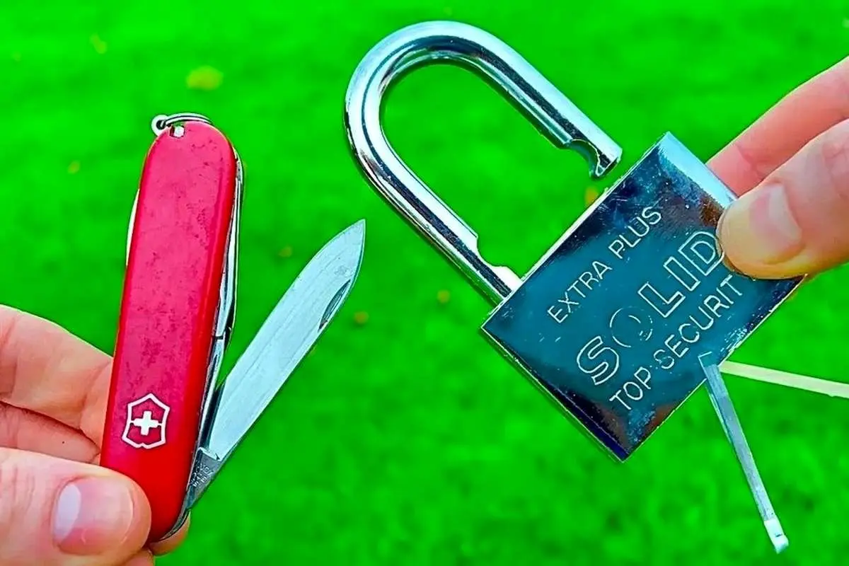 (ویدئو) چگونه میتوان با یک چاقو قفل را باز کرد؟