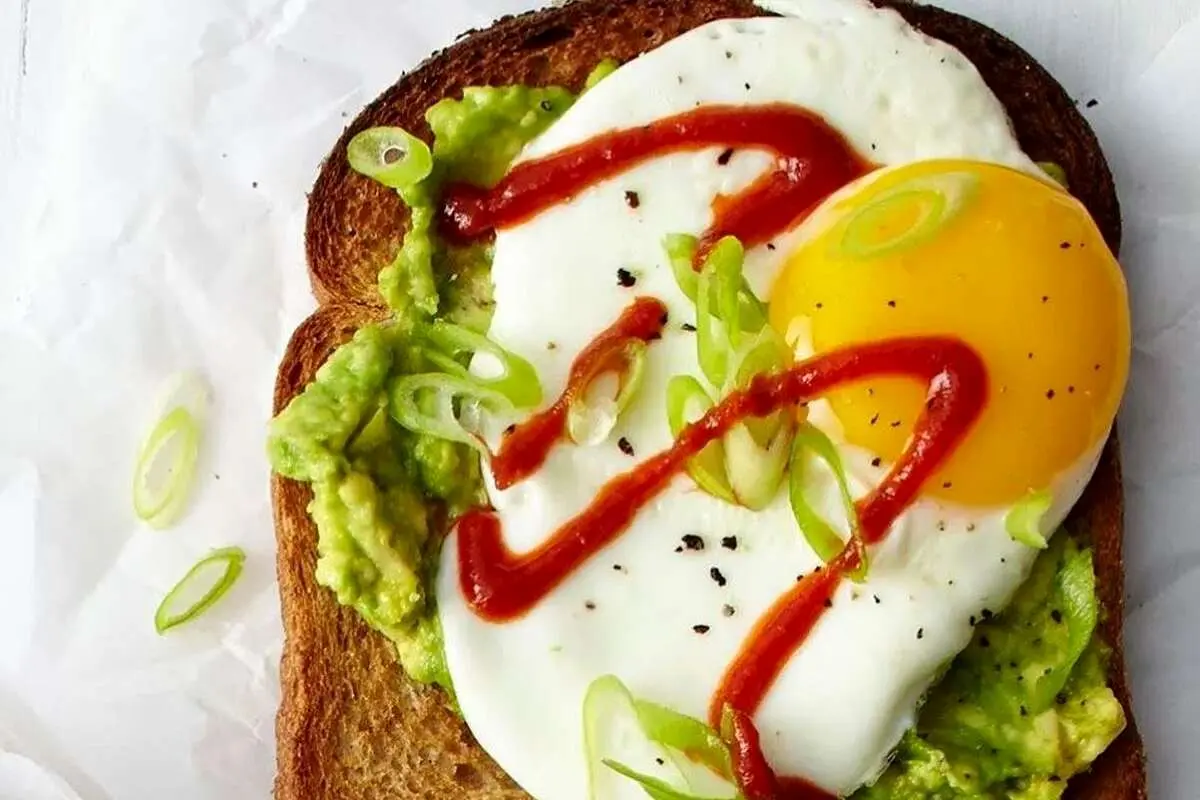 ۱۳ دستور تهیه نان تست صبحانه آسان که ظرف مدت ۵ دقیقه آماده می‌شوند