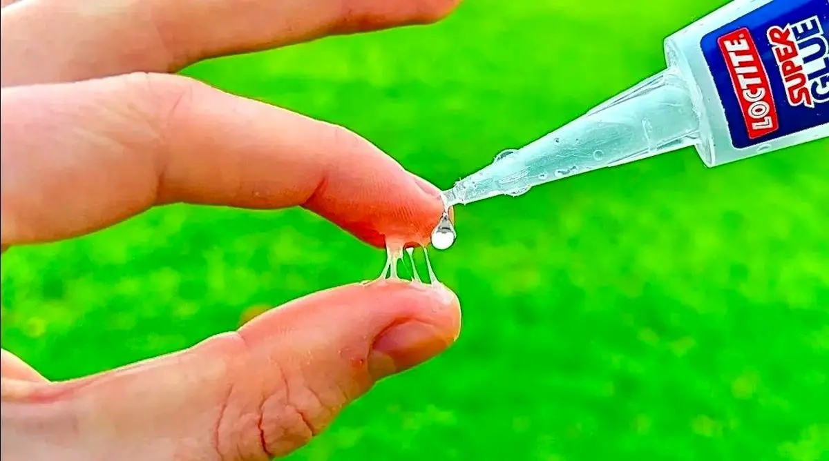 (ویدئو) اگر روی نمک، چسب قطره‌ای بریزید چه اتفاقی می‌افتد؟