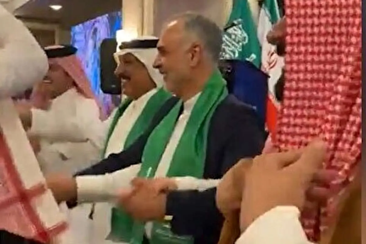 (ویدئو) رقص مدیرکل وزارت خارجه ایران در جشن روز ملی عربستان