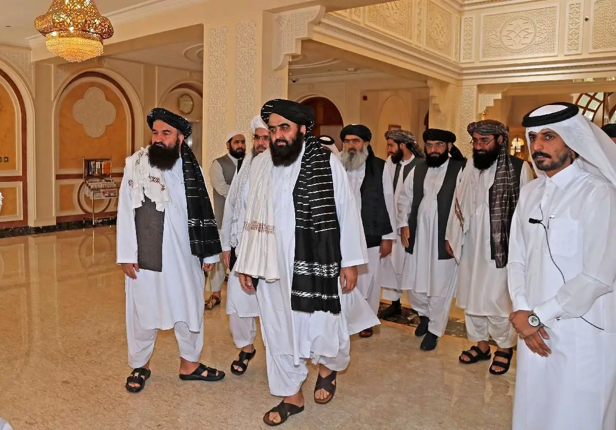 تصویری پرحاشیه از حضور طالبان در قلب تهران