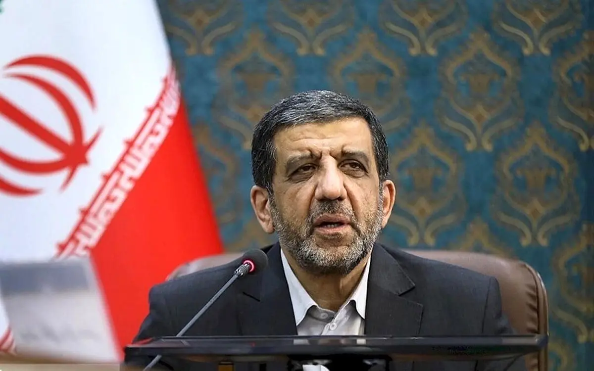 عزت‌الله ضرغامی: شوخی می‌کنم، تلفن رییس‌جمهور مدام زنگ می‌خورد