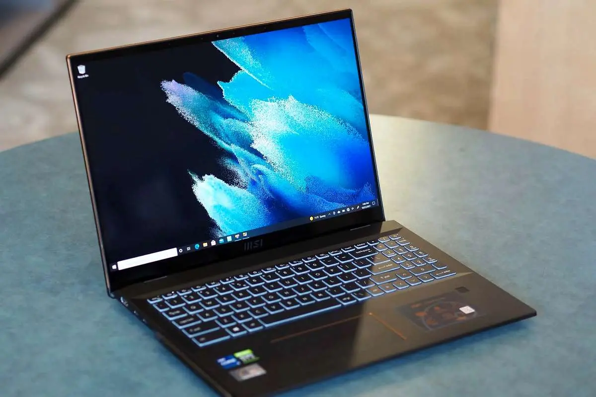 بررسی لپتاپ هیبریدی MSI Summit E۱۶ Flip؛ حرفهای در ظاهر و باطن