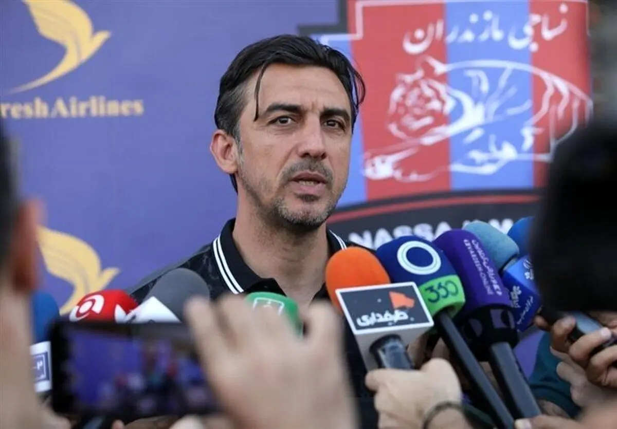 مشکل فقط چمن نیست؛ برق آزادی هم قطع شد!