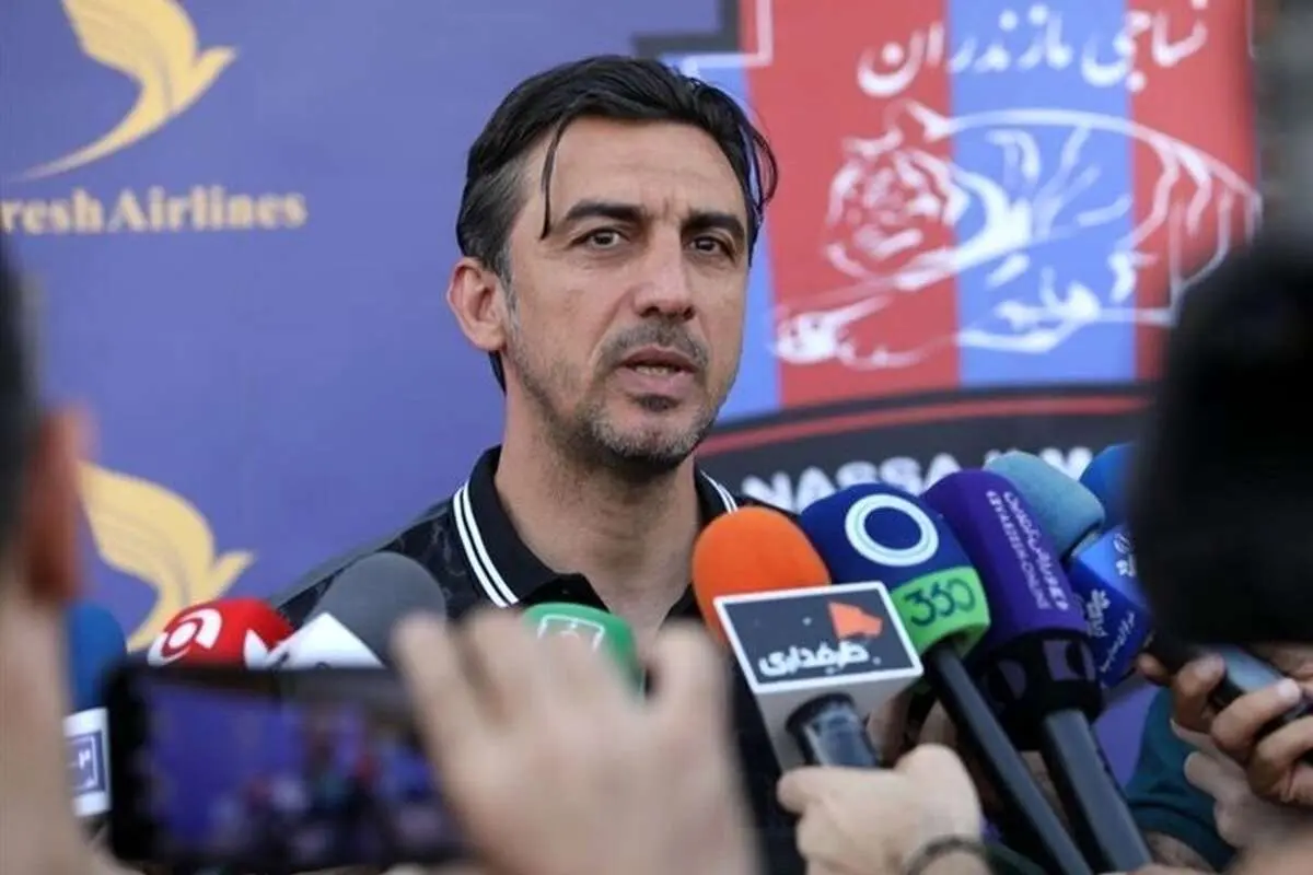 مشکل فقط چمن نیست؛ برق آزادی هم قطع شد!