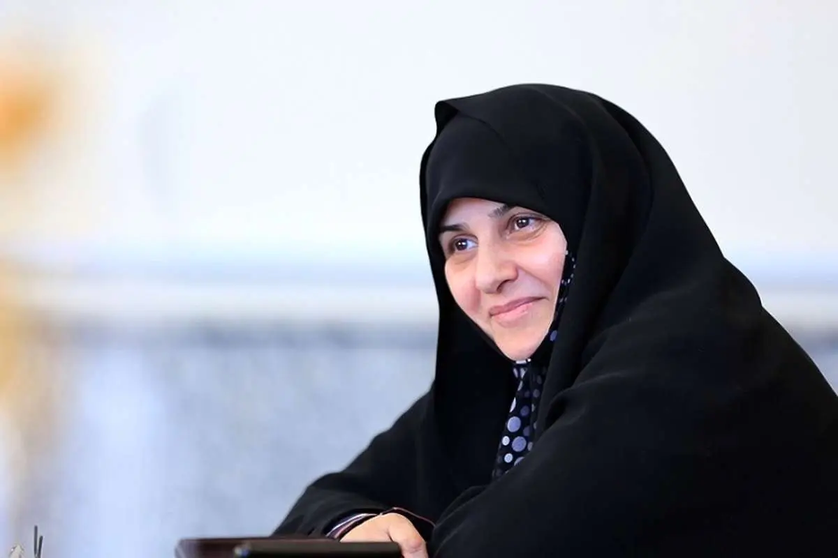دردسرهای «بانوی اول» پس از خروج از سایه پدر و همسر