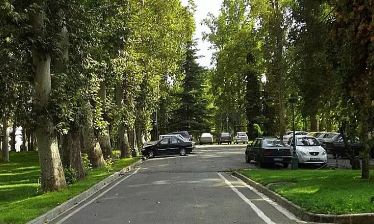 ۵۰۰ متر ویلا در فرمانیه: ۲۸هزار تومان قسطی +عکس و آگهی