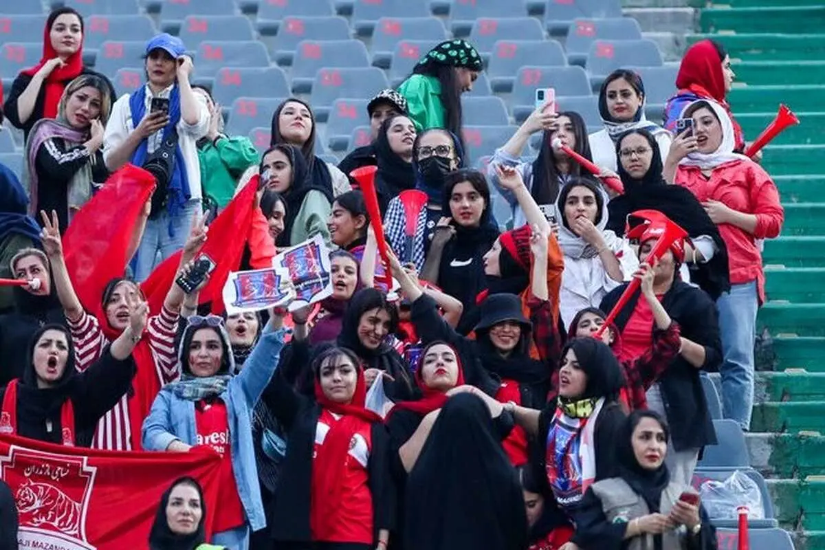 (تصاویر) حاشیههای دیدار نساجی و الهلال با حضور زنان قائمشهری