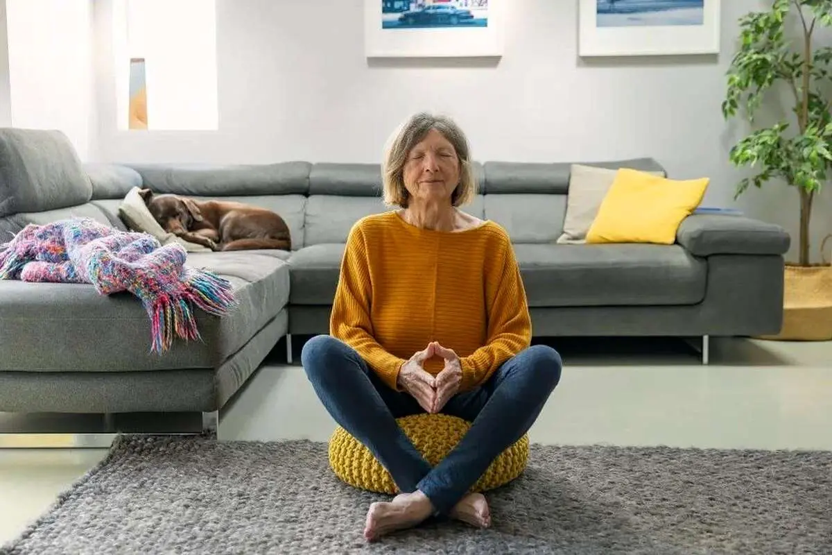 ده عادت روزانه برای بهبود حافظه؛ از پوشیدن لباس در تاریکی تا بازی کردن