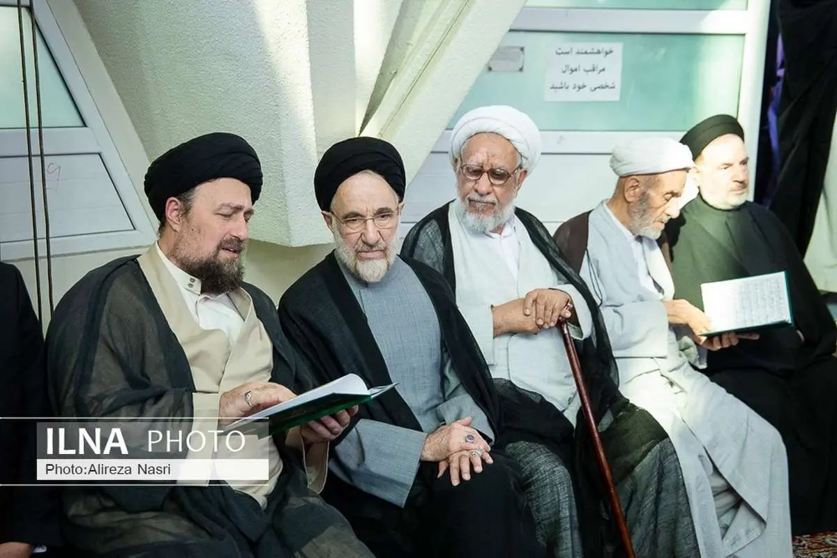 (تصاویر) چهره‌های سیاسی در مراسم ترحیم نوه قدرت‌‌الله علیخانی
