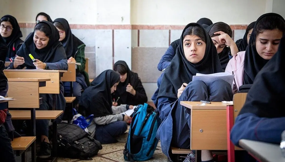 جزئیات آزمون ملی در پایان هر دوره تحصیلی سه ساله