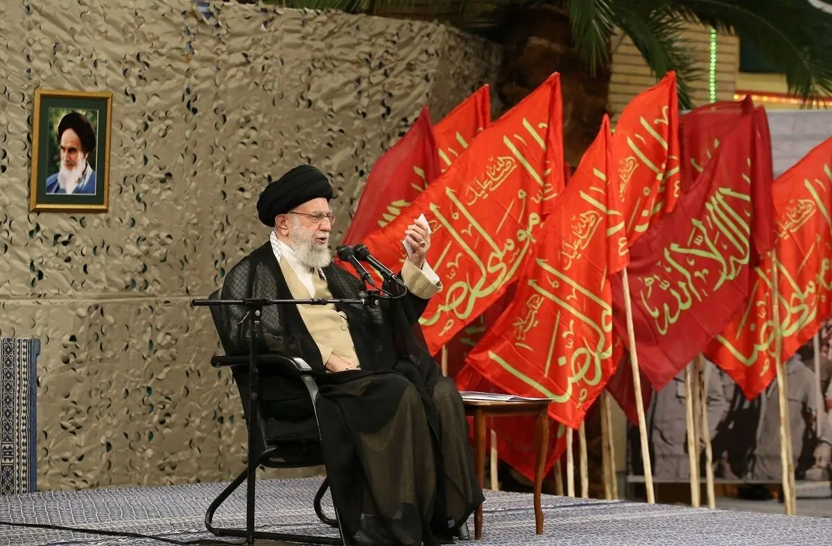 پاسخ رهبر انقلاب به گله دختر شهید /ماموریت کامل انجام شد
