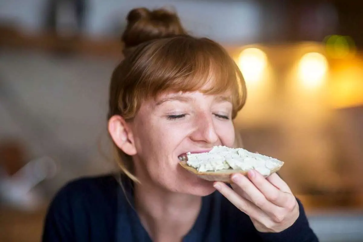 پنیر‌های سالم و پنیر‌هایی که باید از خوردن آن اجتناب ورزید