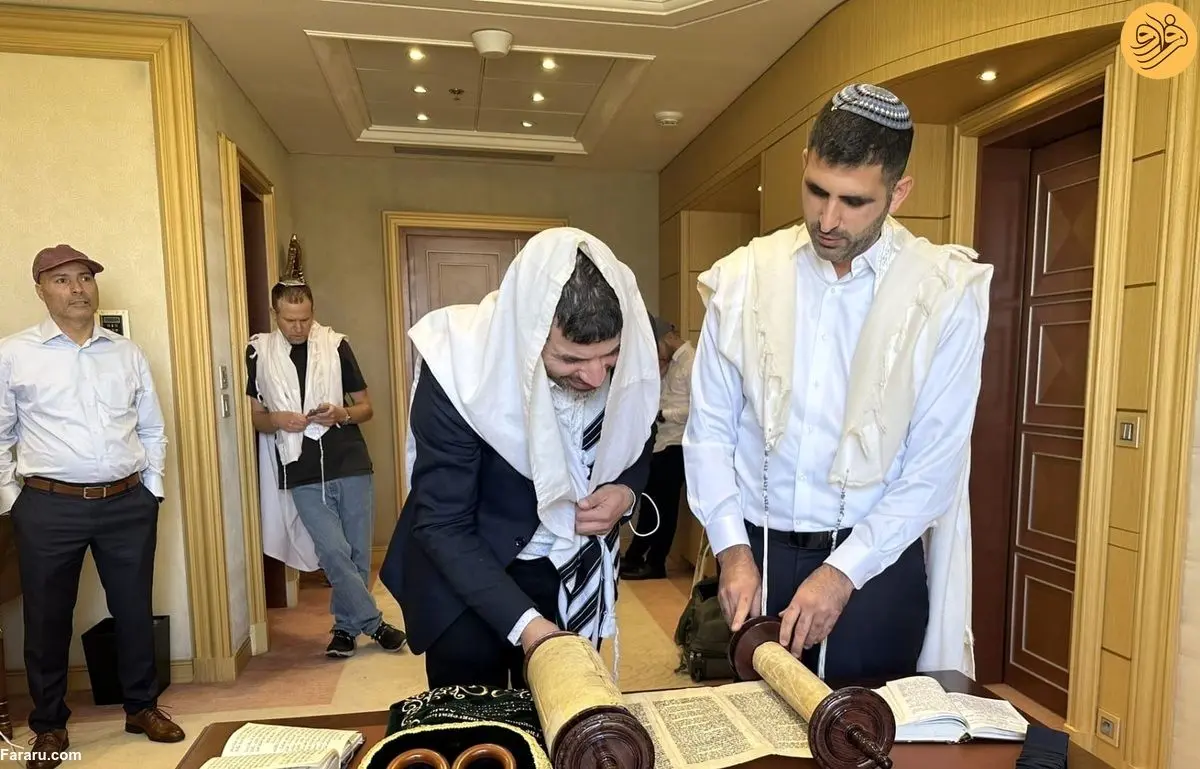 (ویدئو) بازدید وزیر اسرائیلی از تورات تاریخی در عربستان
