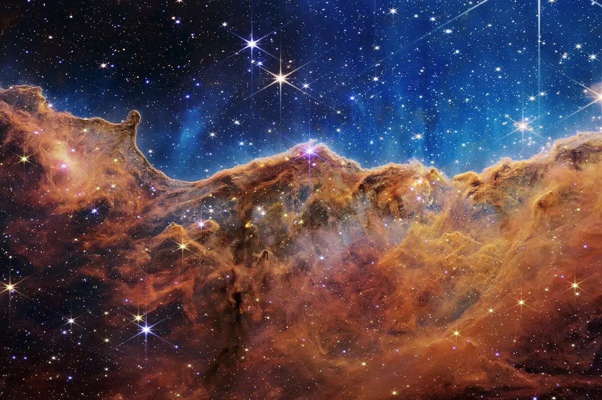 (عکس) شاهکار جیمزوب؛ ۳۰۰۰ تصویر در یک قاب!