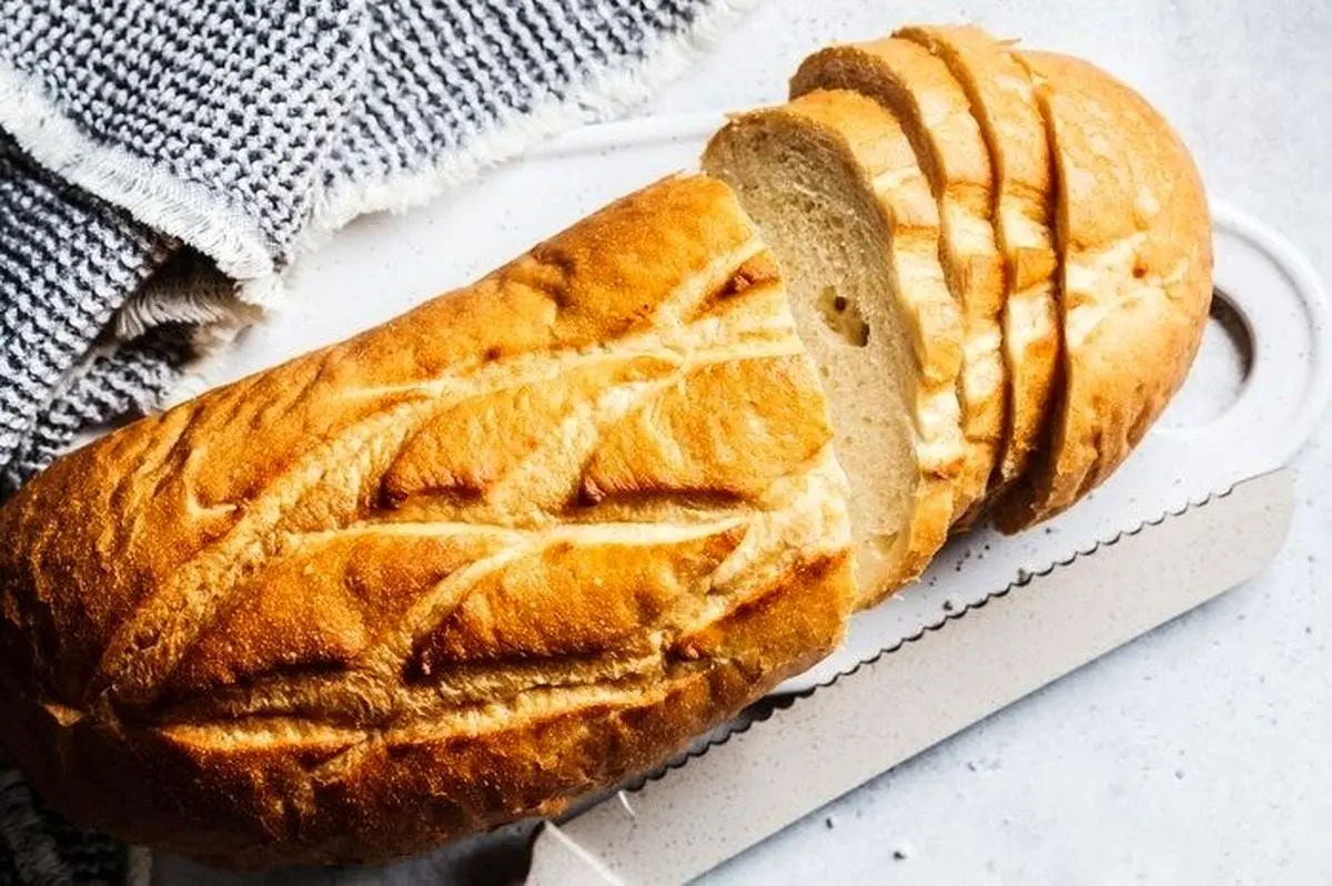 طرز تهیه نان ساده خانگی داغ با طعم و بافت عالی