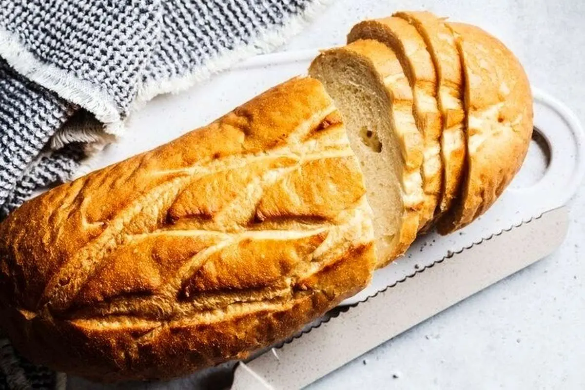 طرز تهیه نان ساده خانگی داغ با طعم و بافت عالی