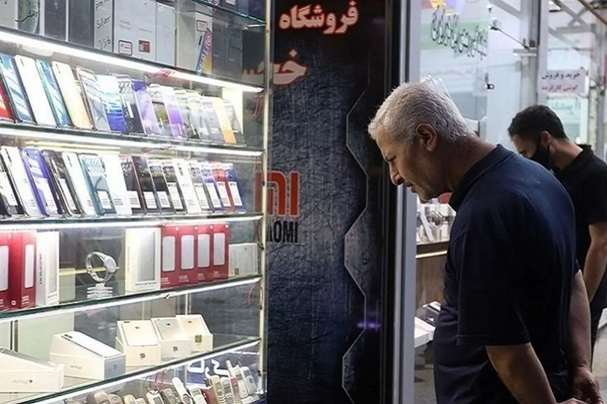 قیمت گوشیهای سامسونگ، شیائومی و آیفون امروز یکشنبه ۲۳ مهر ۱۴۰۲
